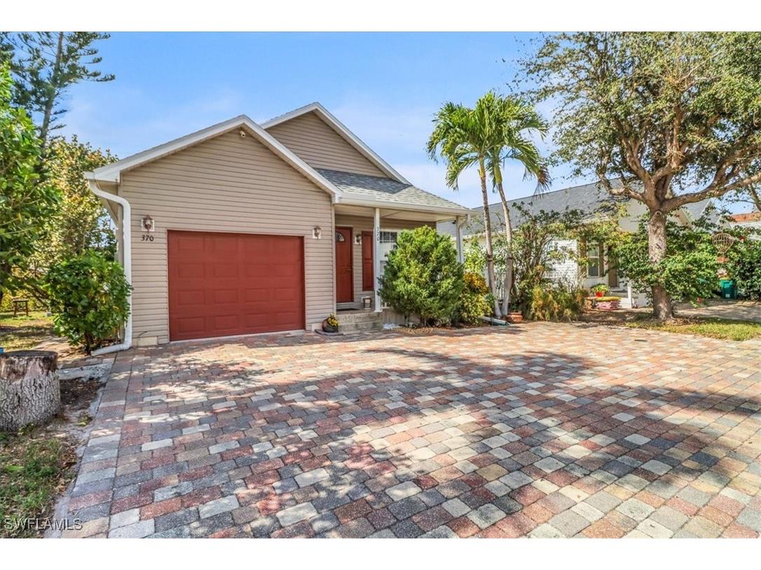 370 Leawood Circle Naples FL 34104 225017913 image1