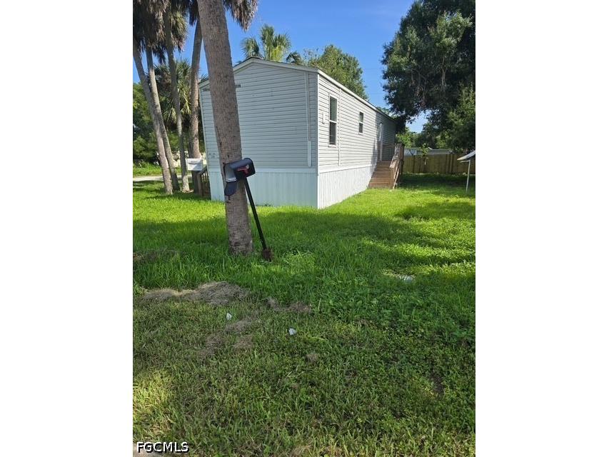 370 San Bernardino Street North Fort Myers FL 33903 2026017544 image1