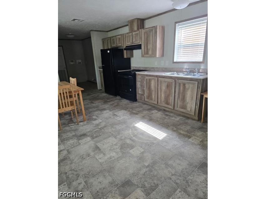 370 San Bernardino Street North Fort Myers FL 33903 2026017544 image3