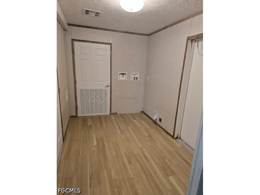 370 San Bernardino Street North Fort Myers FL 33903 2026017544 image4