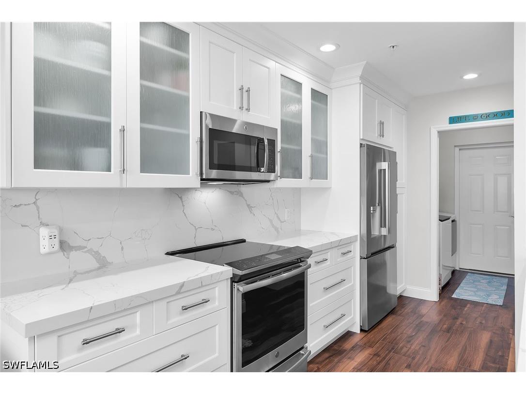 370 Stella Maris Drive N #2502 Naples FL 34114 226020028 image8