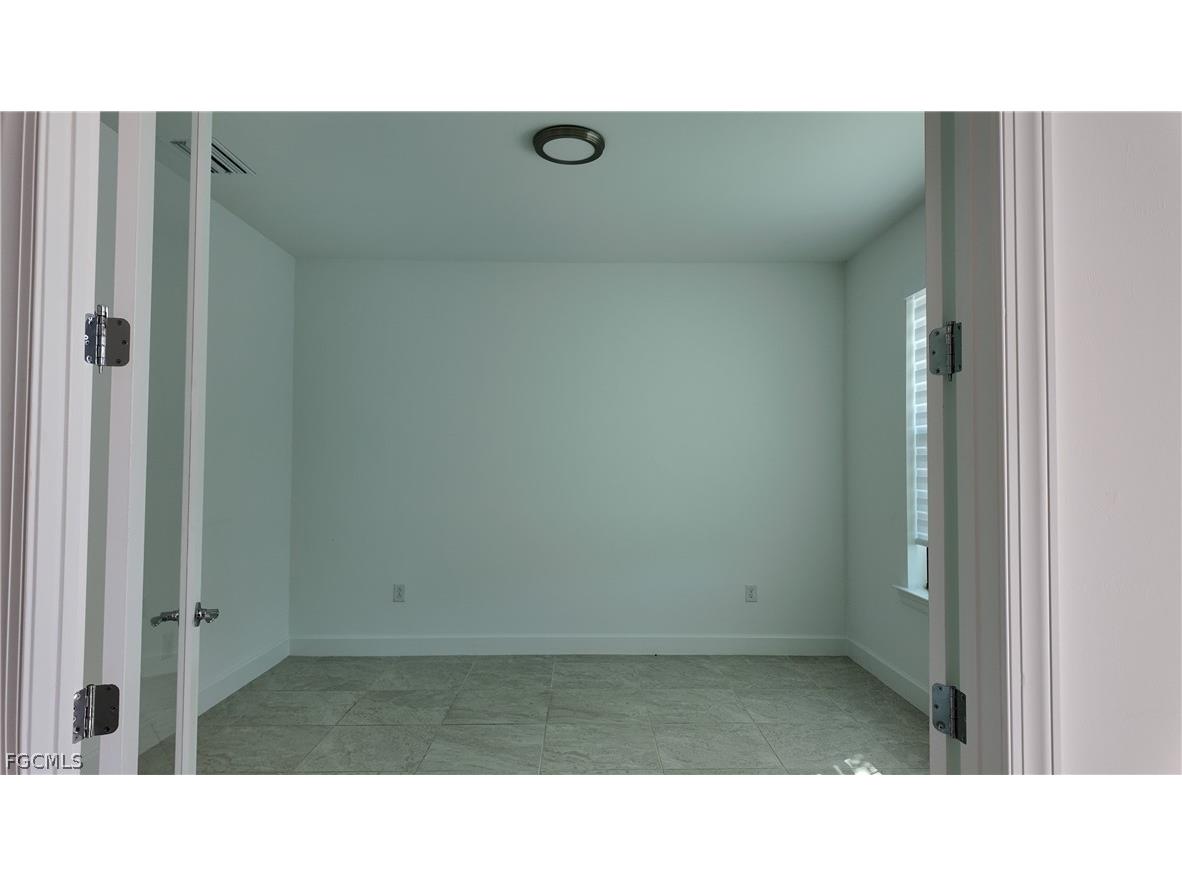 3700 Passion Vine Drive Alva FL 33920 2026009289 image2