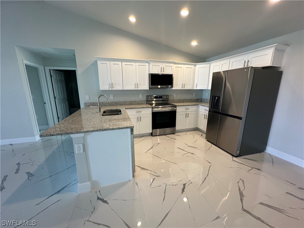 3701 1st Street SW Lehigh Acres FL 33976 224022386 image1