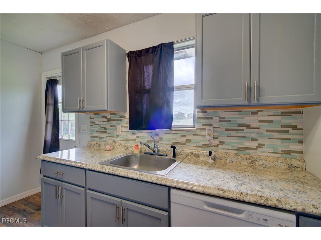 3701 21st Street SW Lehigh Acres FL 33976 2025008345 image4