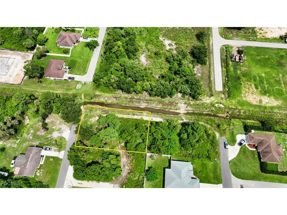 3701 3rd Street W Lehigh Acres FL 33971 2025008580 image1