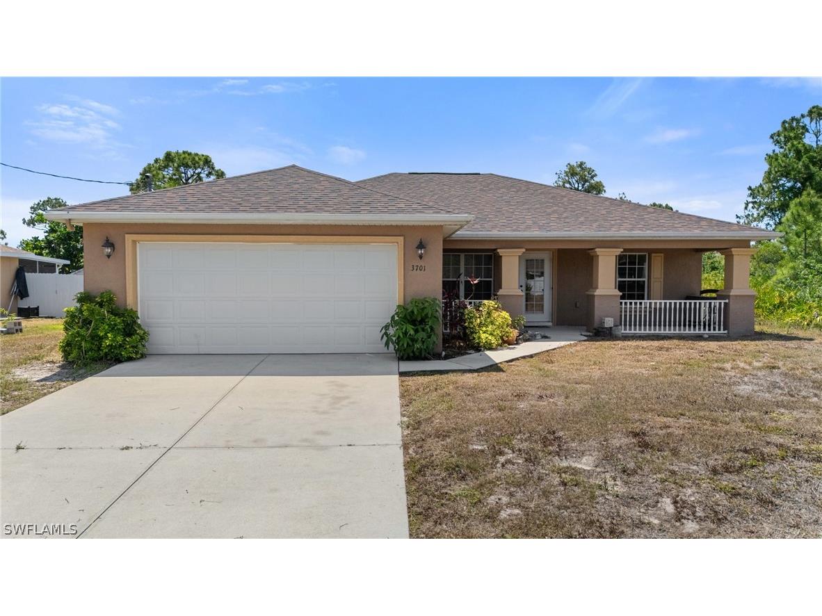 3701 Hanna Avenue N Lehigh Acres FL 33971 226006343 image1