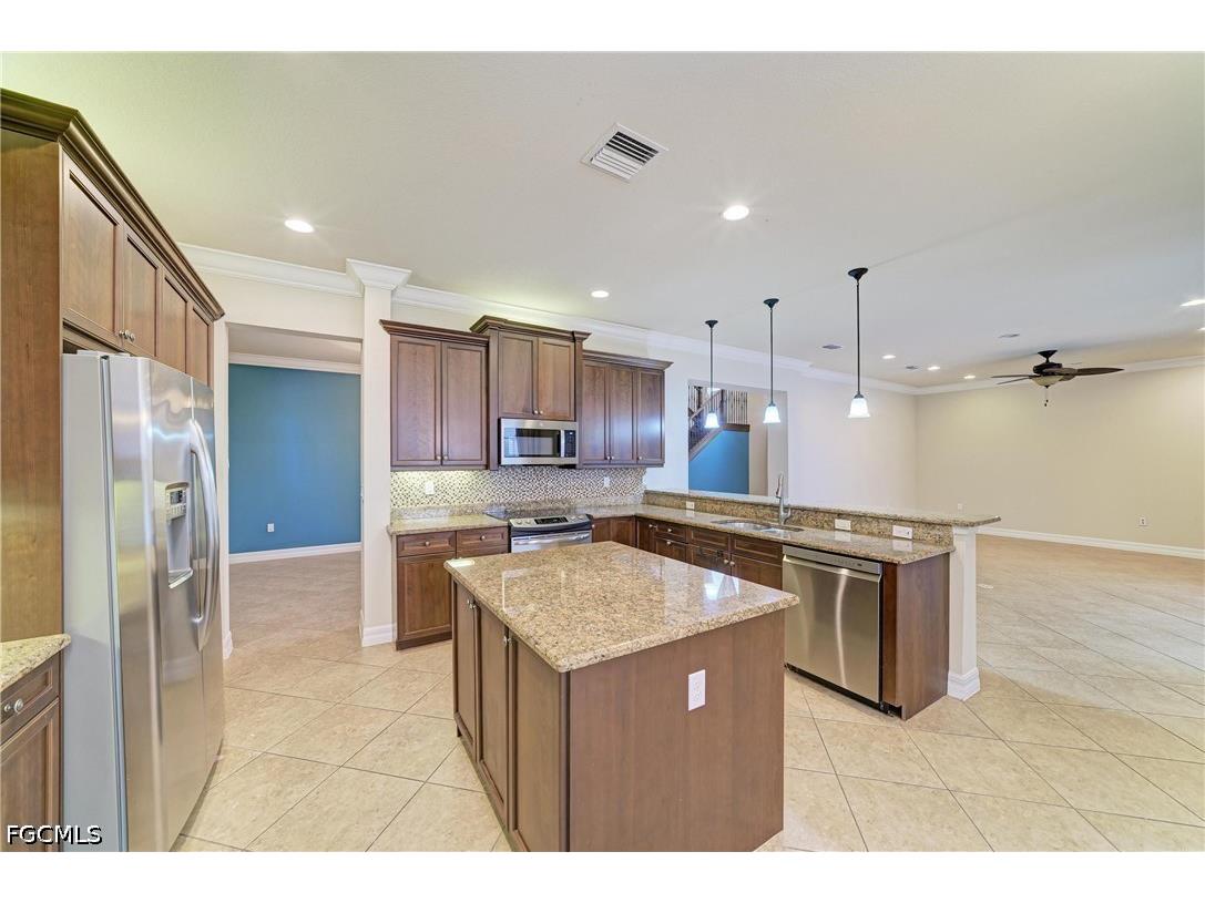 3701 Pleasant Springs Drive Naples FL 34119 2026022150 image12