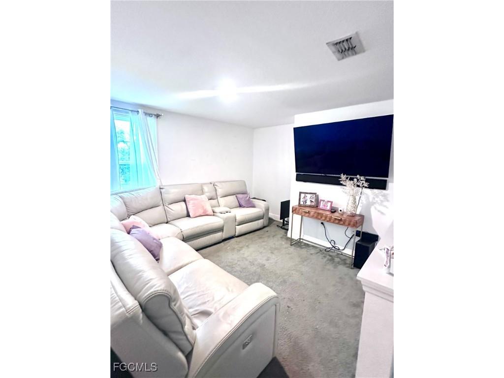 3702 3rd Street SW Lehigh Acres FL 33976 2025007821 image8