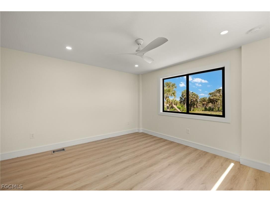 3702 Coquina Drive Sanibel FL 33957 2026011732 image39