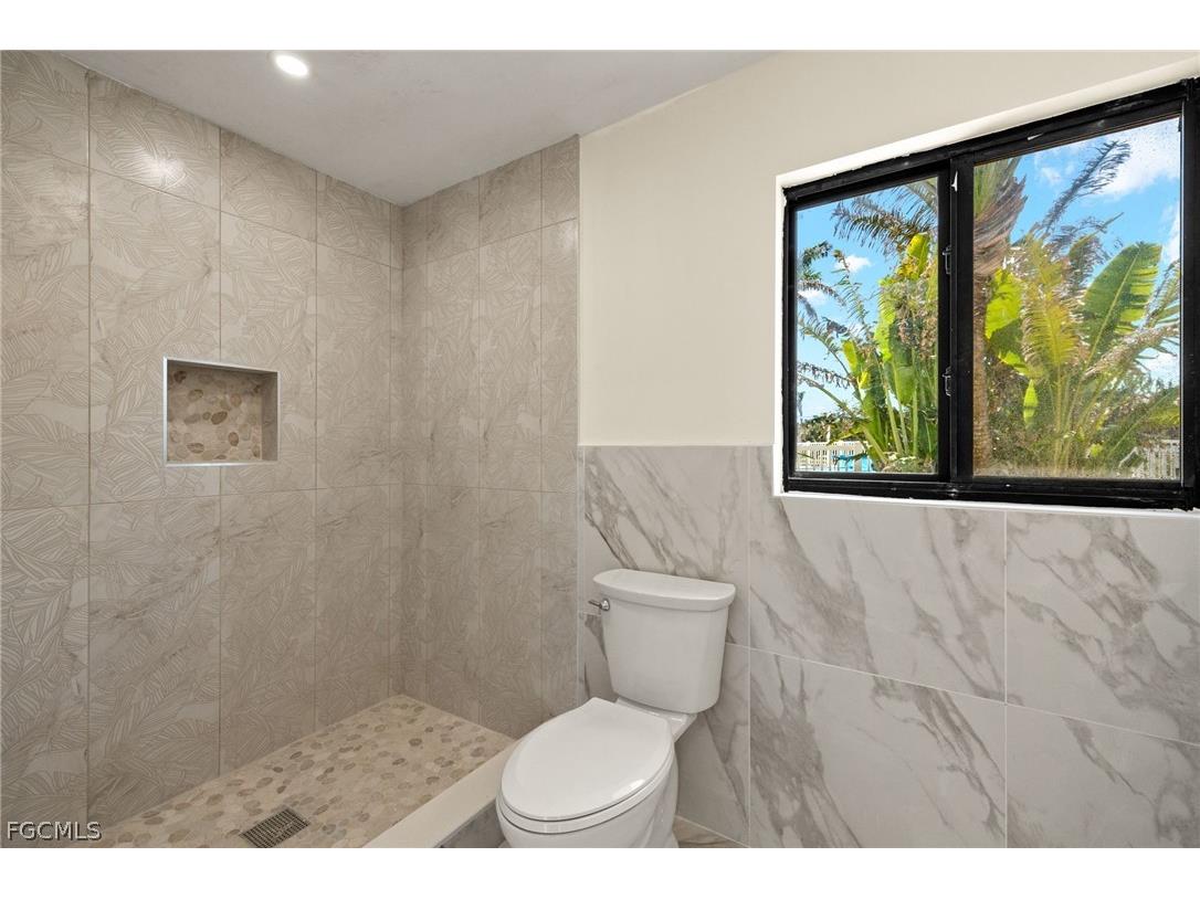 3702 Coquina Drive Sanibel FL 33957 2026011732 image47