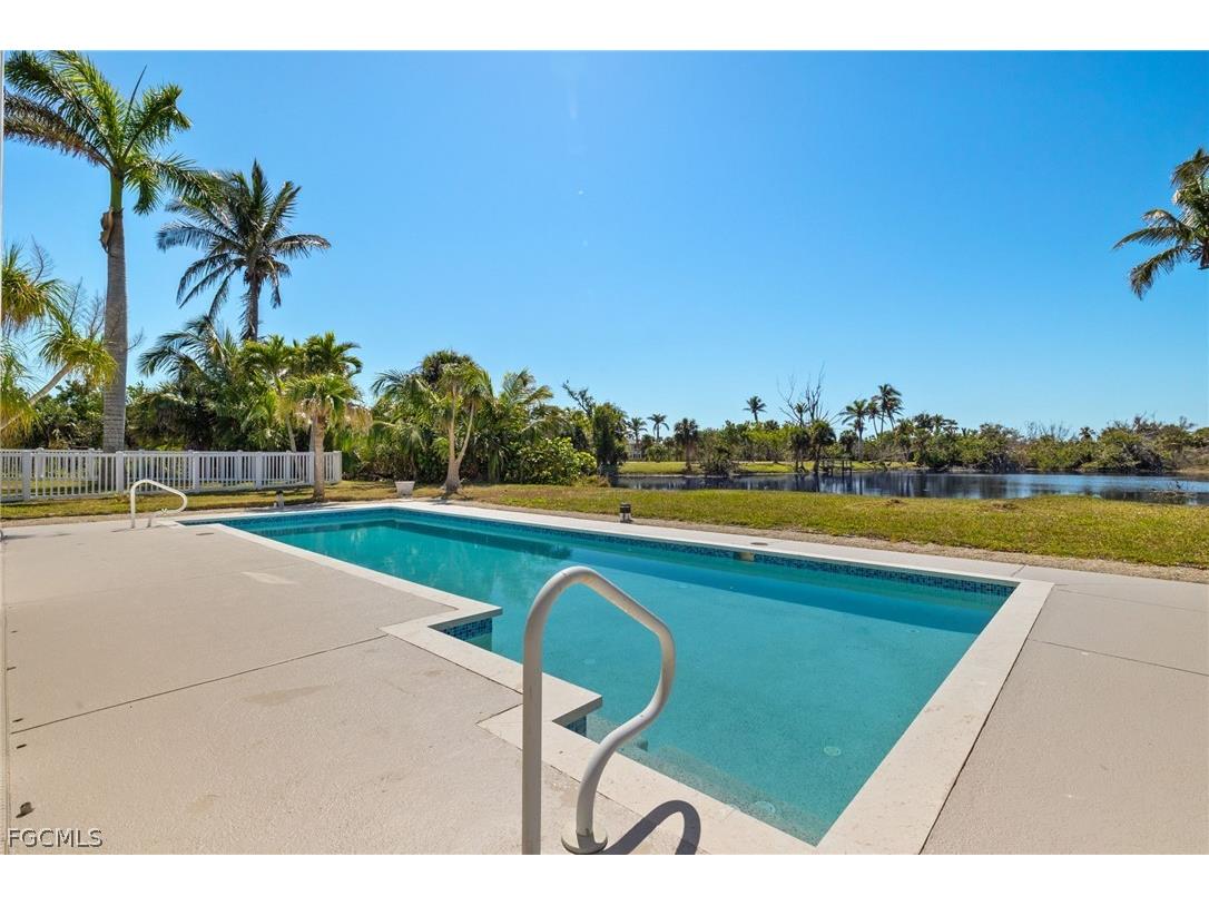 3702 Coquina Drive Sanibel FL 33957 2026011732 image48
