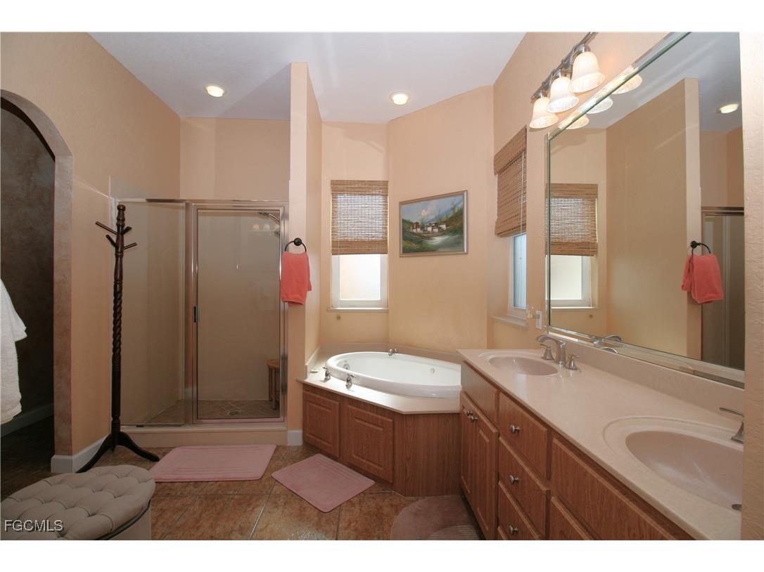 3702 SE 6th Avenue Cape Coral FL 33904 2026000757 image28