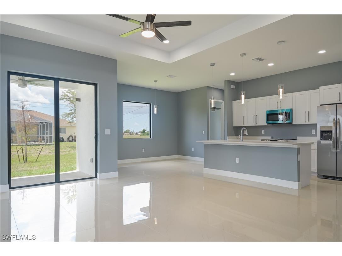 3703 33rd Street SW Lehigh Acres FL 33976 223052882 image1