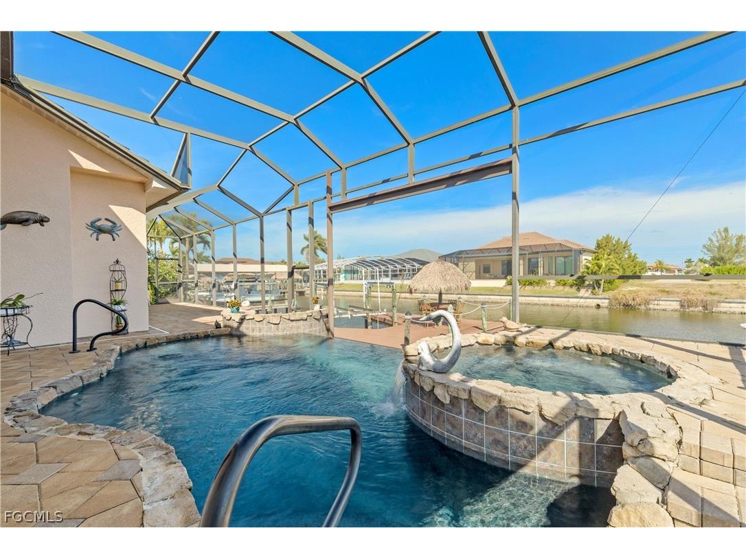 3703 Ceitus Parkway Cape Coral FL 33991 2026010436 image1