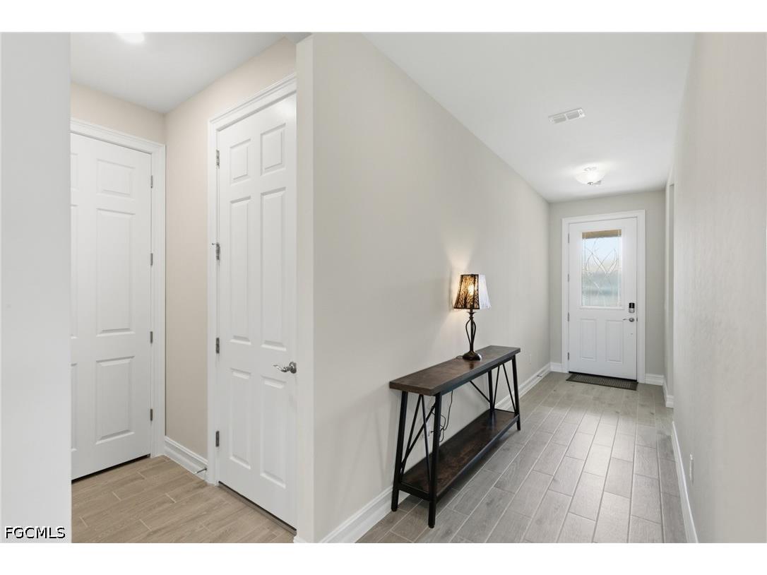  North Fort Myers FL 33917 2026016010 image3