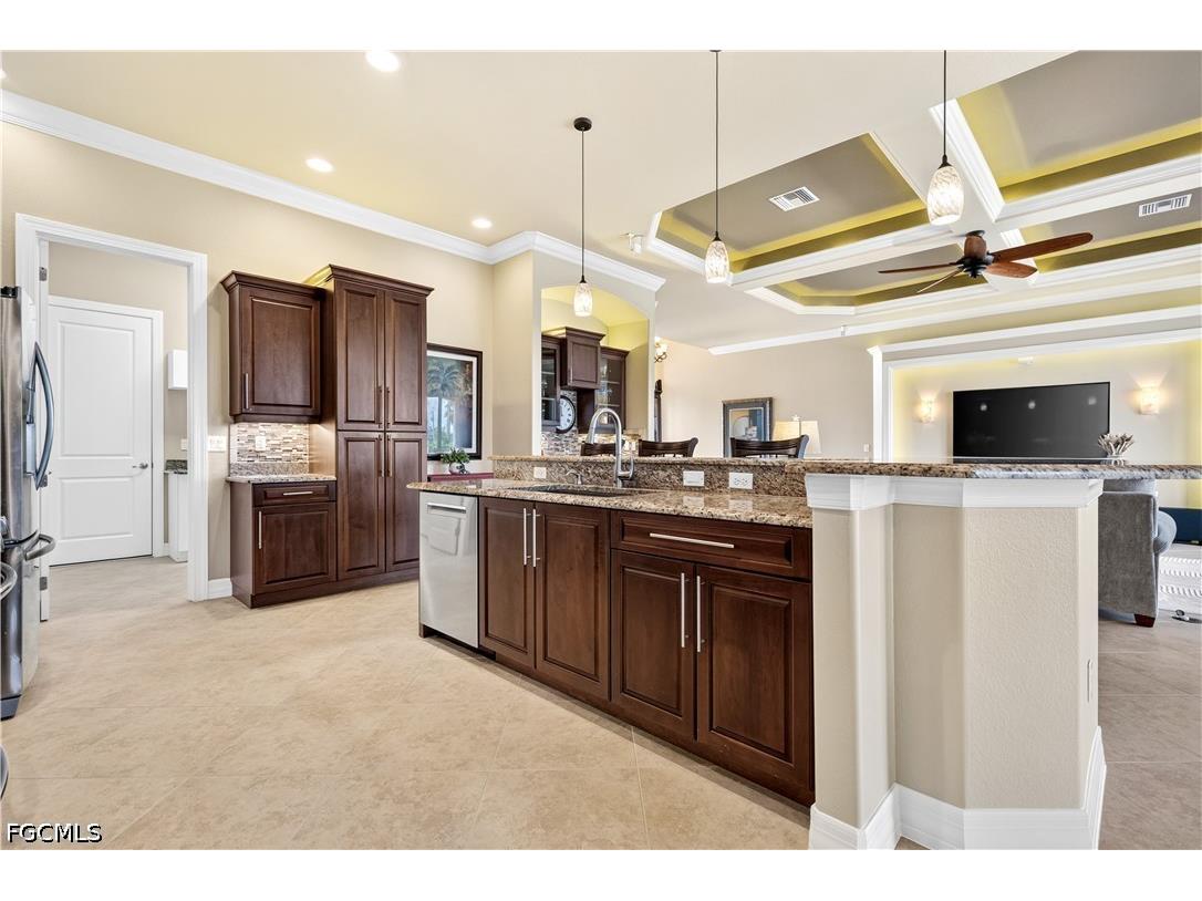 3703 SW 2nd Lane Cape Coral FL 33991 2026026484 image15
