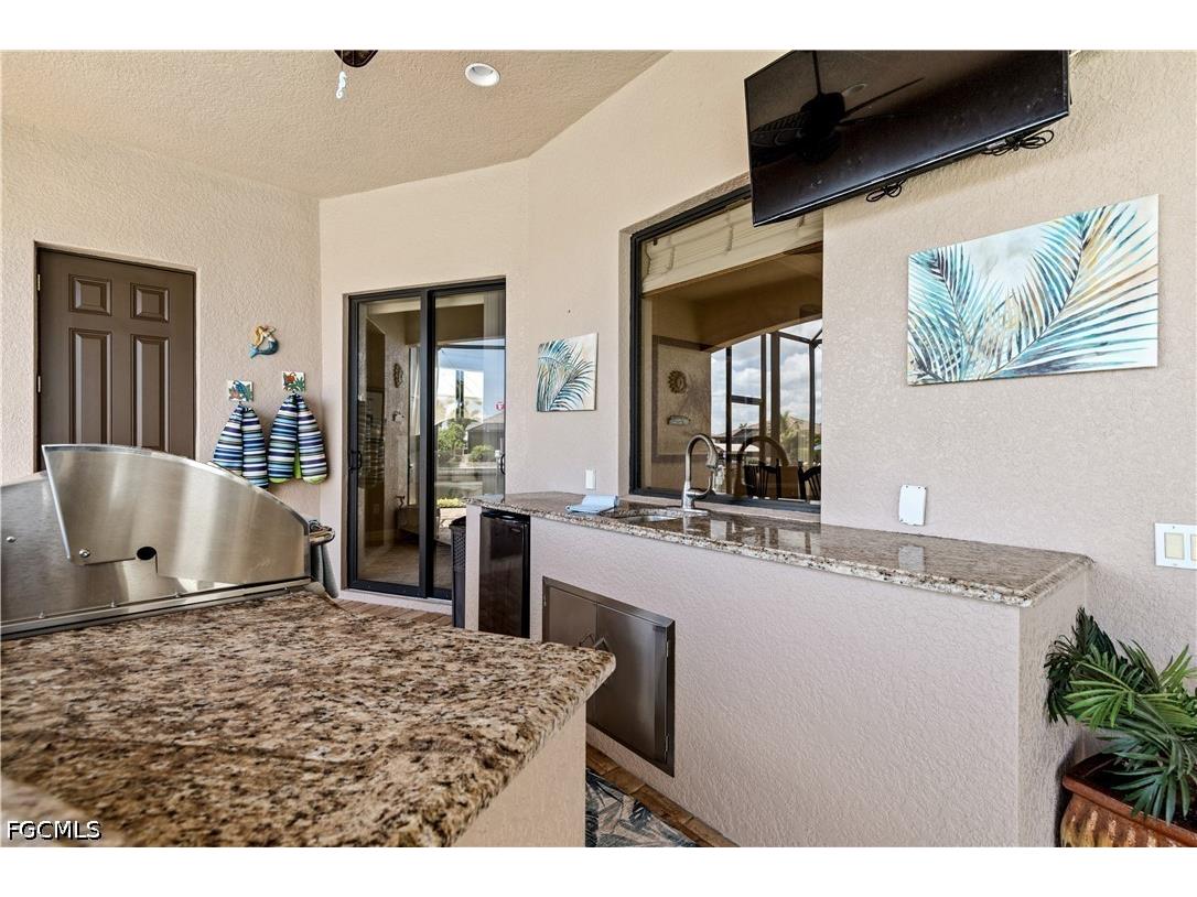 3703 SW 2nd Lane Cape Coral FL 33991 2026026484 image33