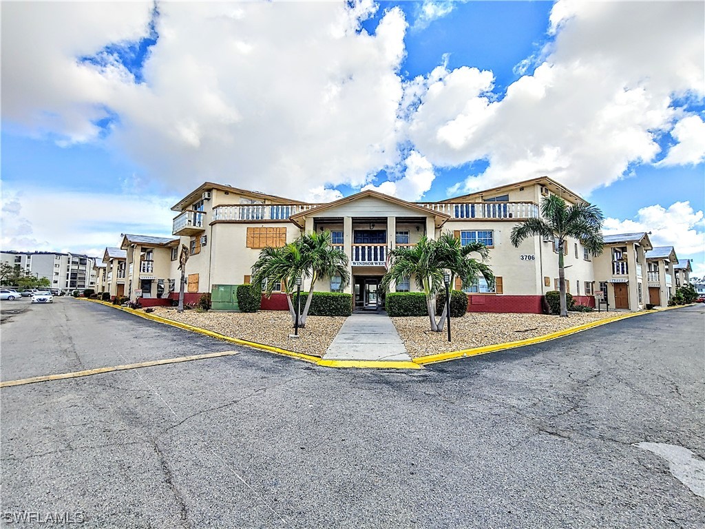 3704 Broadway #100 Fort Myers FL 33901 223027409 image1