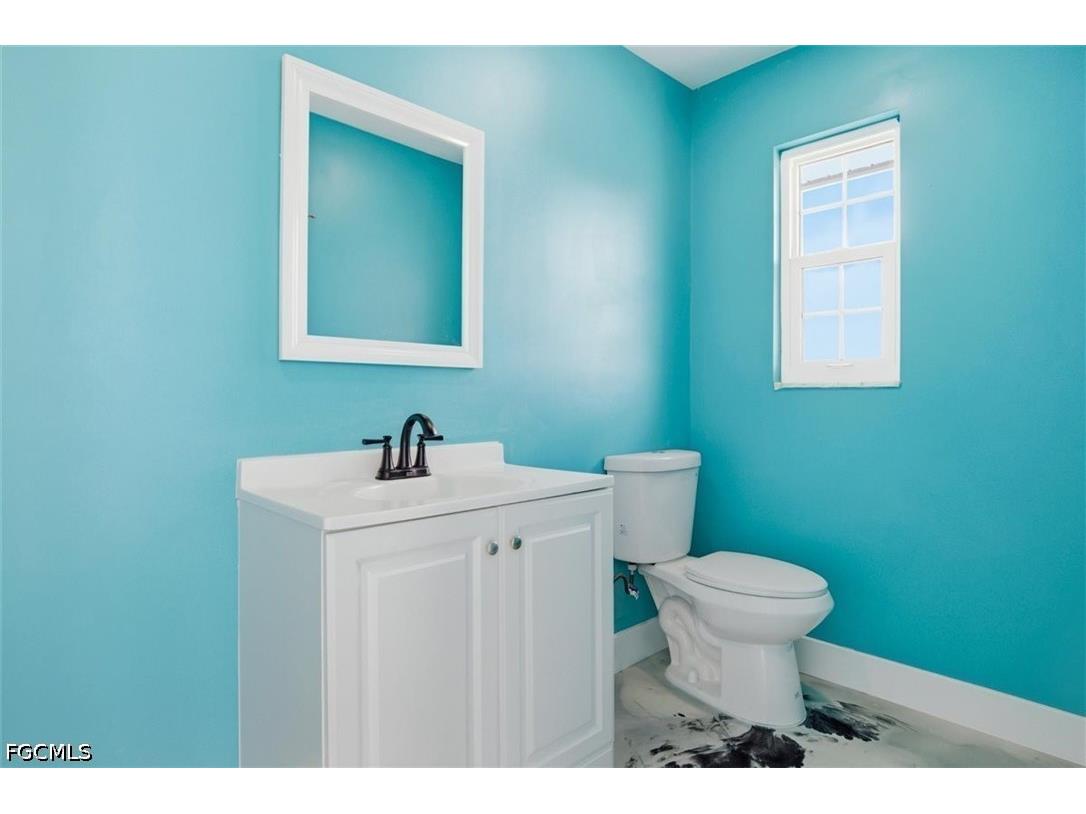 3704 Broadway #101 Fort Myers FL 33901 2026021348 image21