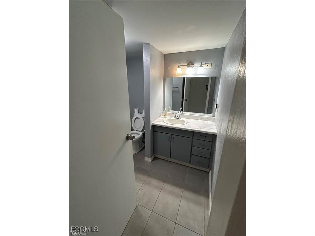 3704 Broadway #107 Fort Myers FL 33901 2025011461 image12