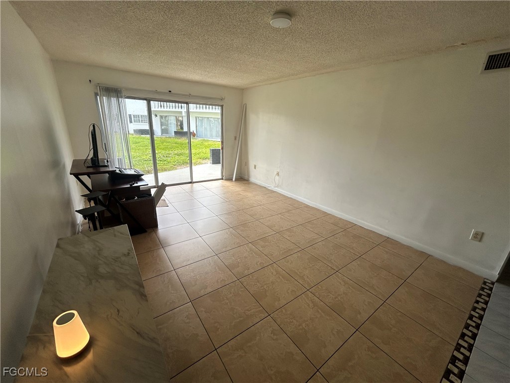 3704 Broadway #107 Fort Myers FL 33901 2025011461 image2