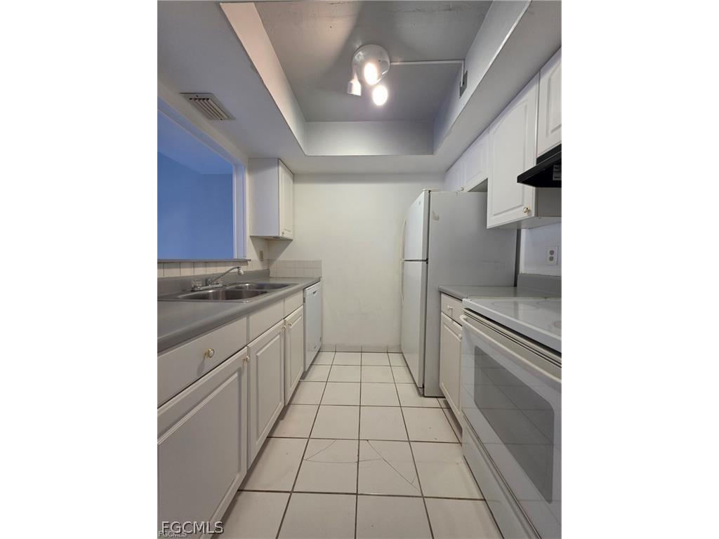 3704 Broadway #112 Fort Myers FL 33901 2025010577 image10
