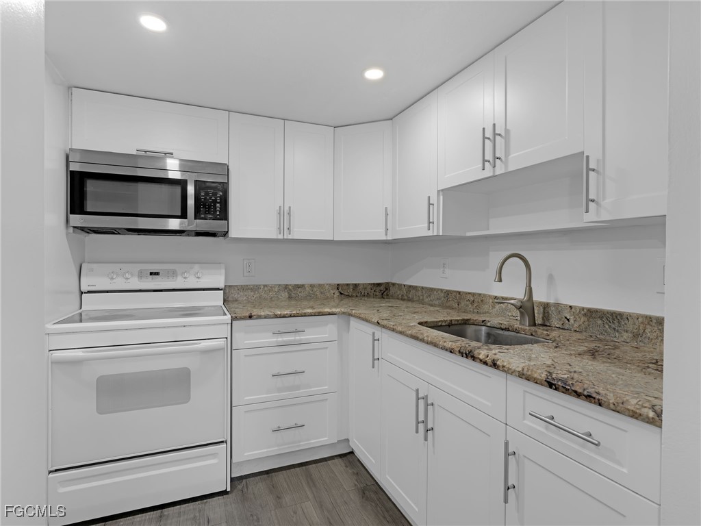 3704 Broadway #208 Fort Myers FL 33901 2025018457 image13