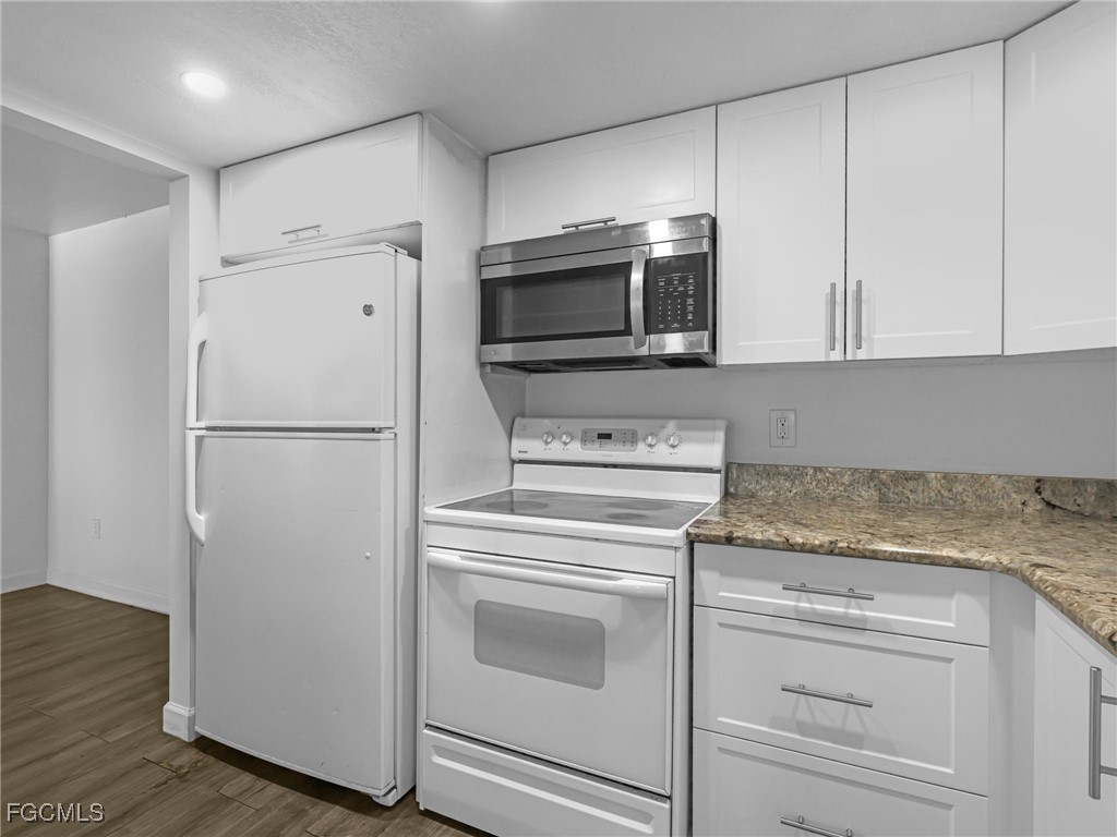 3704 Broadway #208 Fort Myers FL 33901 2025018457 image14