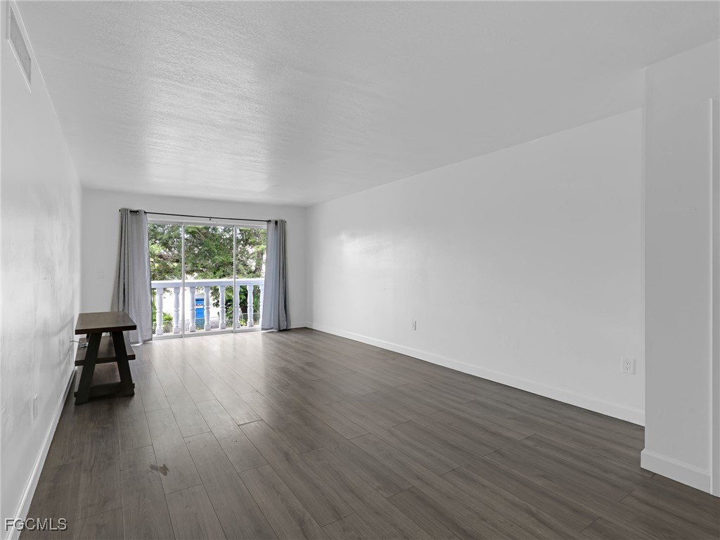 3704 Broadway #208 Fort Myers FL 33901 2025018457 image6