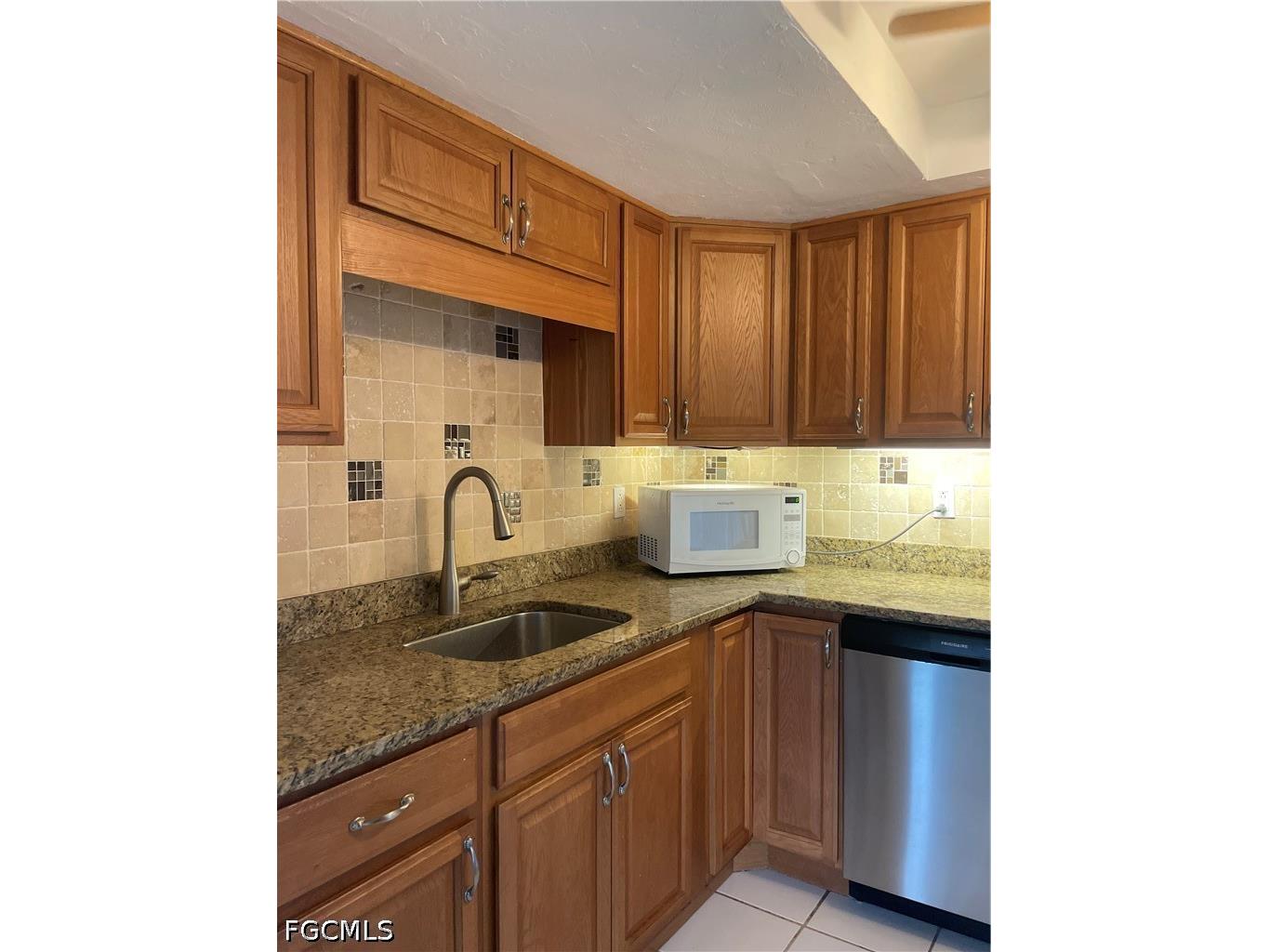 3704 Broadway #318 Fort Myers FL 33901 2026022073 image10