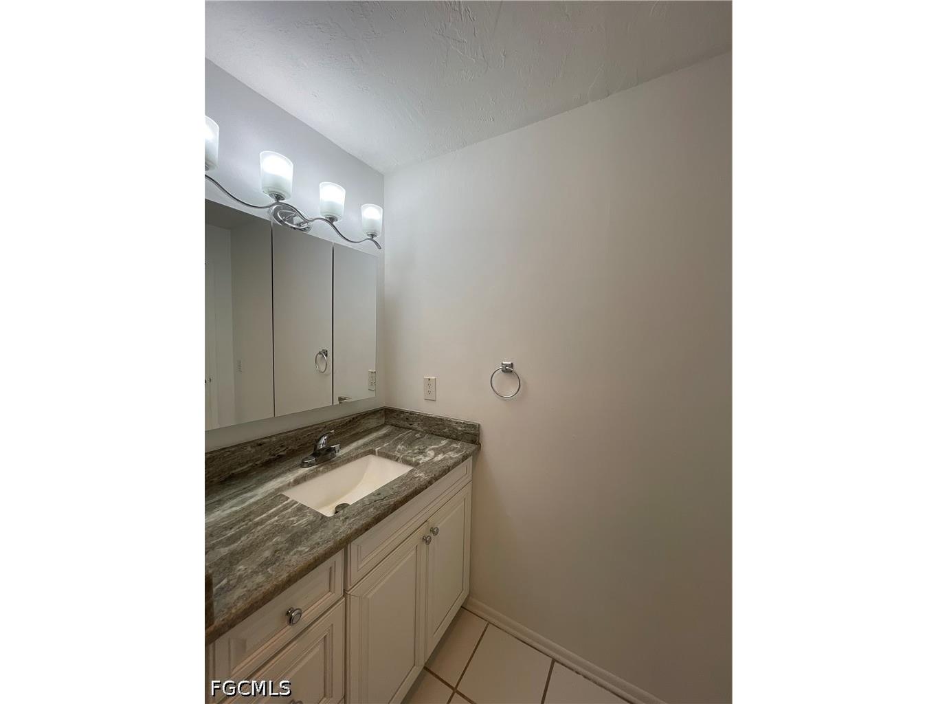 3704 Broadway #318 Fort Myers FL 33901 2026022073 image24