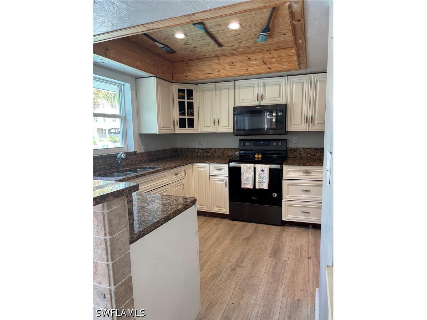 3704 SE 16th Place Cape Coral FL 33904 226016140 image9
