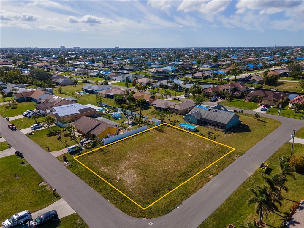 3704 SW 1st Avenue Cape Coral FL 33914 222091033 image1