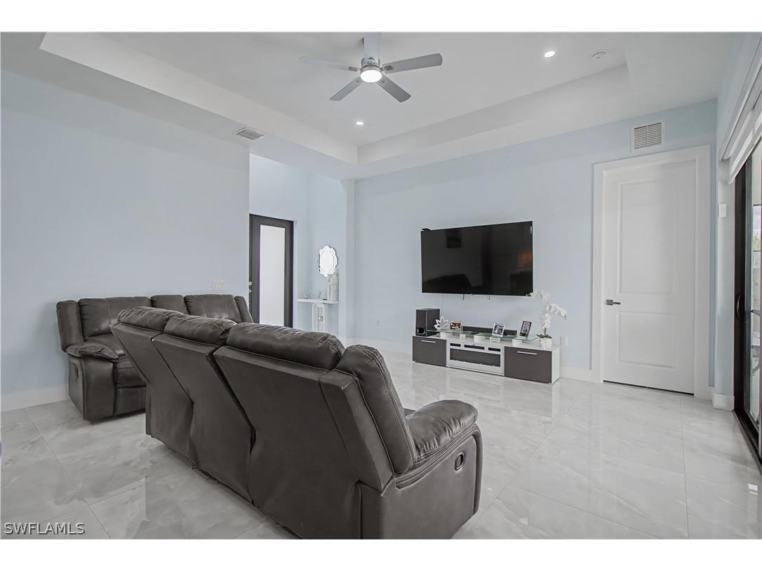 3705 23rd Street SW Lehigh Acres FL 33976 226006180 image8