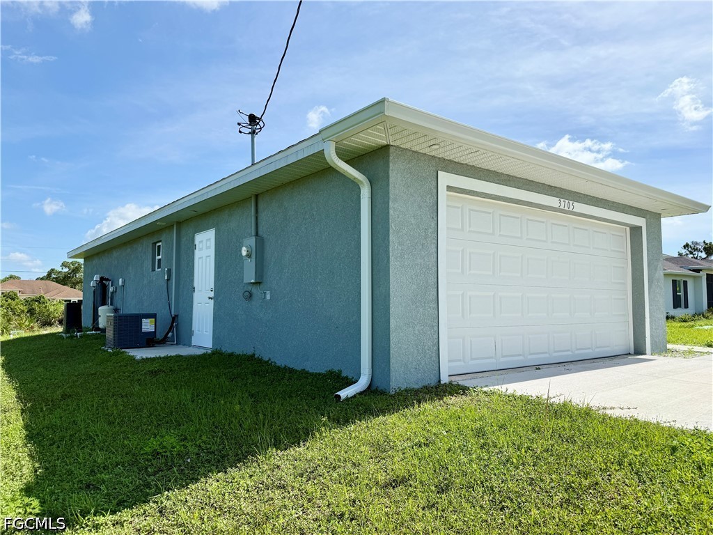 3705 26th Street SW Lehigh Acres FL 33976 2026027475 image2
