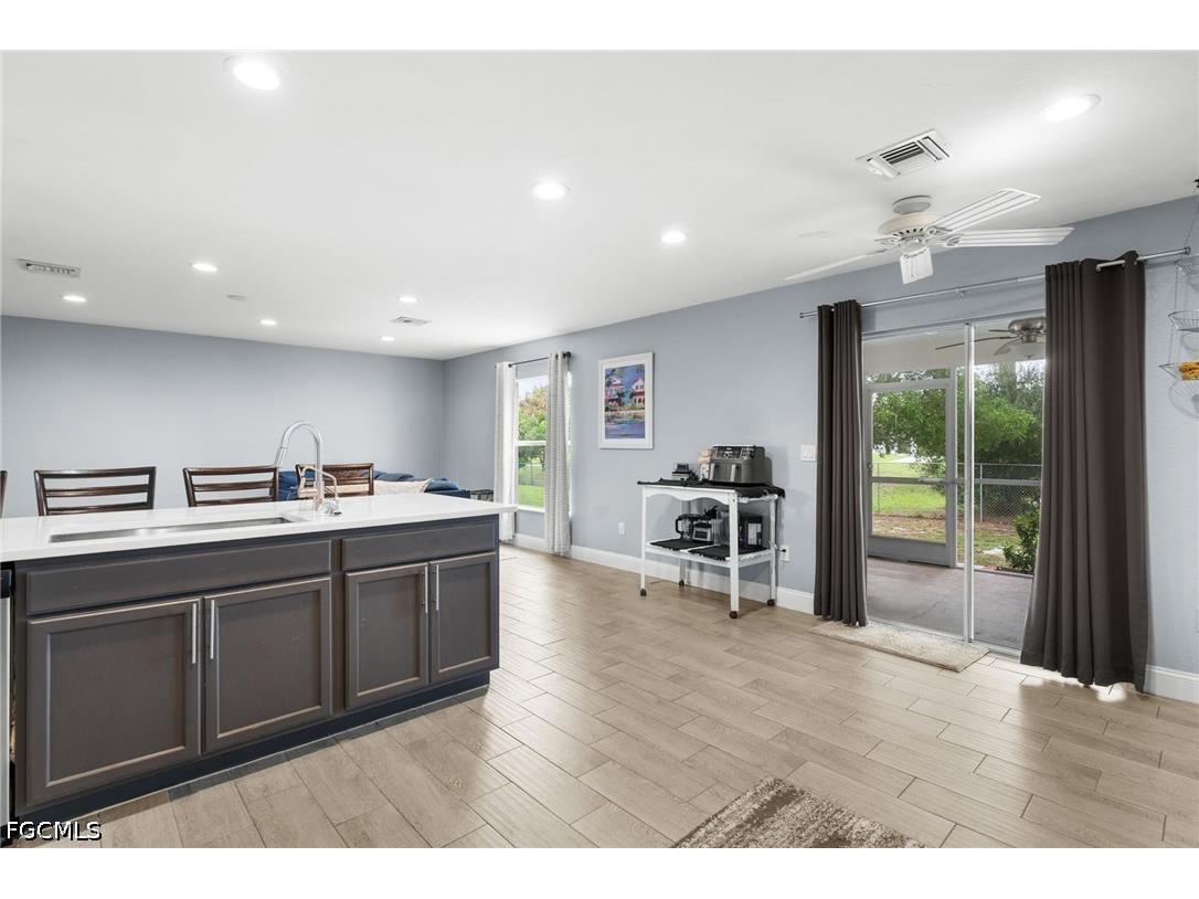 3705 27th Street SW Lehigh Acres FL 33976 2026026095 image9