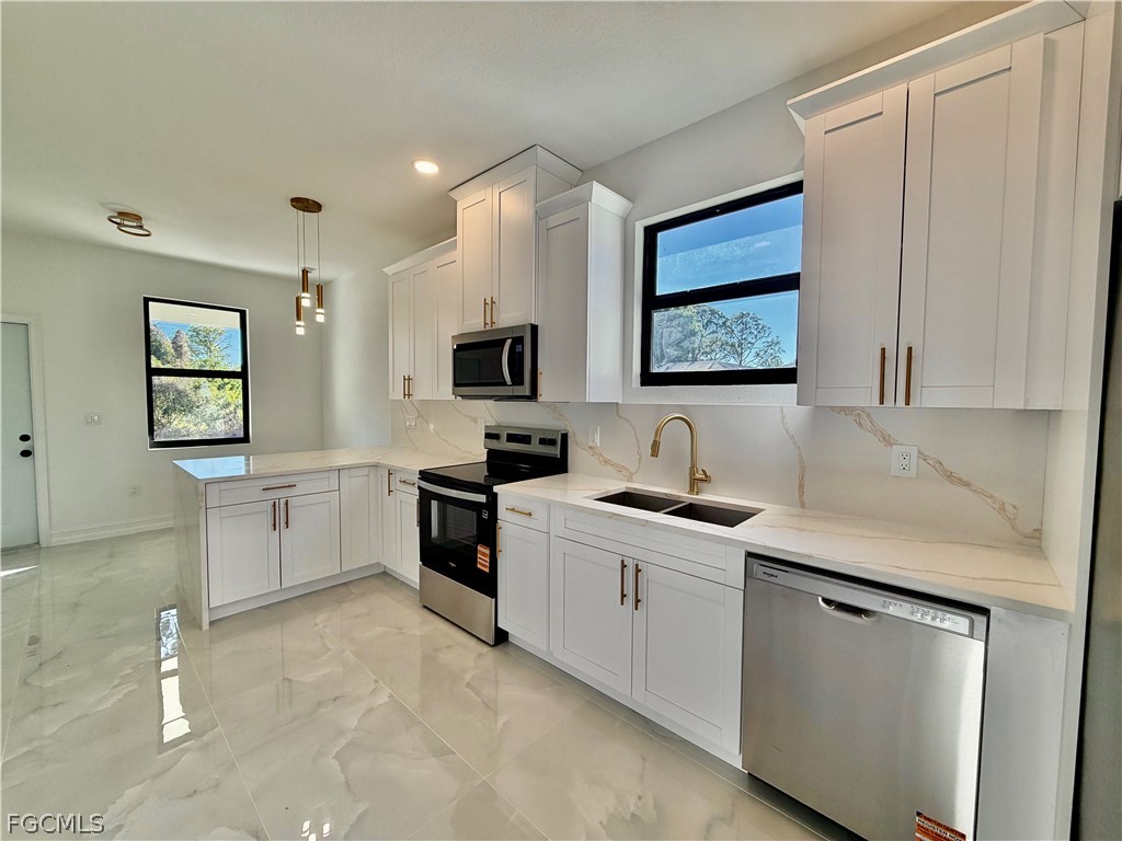 3705 8th Street SW Lehigh Acres FL 33976 2026010839 image6