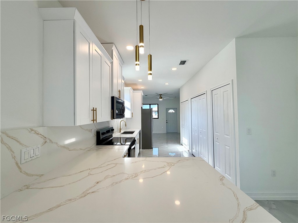 3705 8th Street SW Lehigh Acres FL 33976 2026010839 image9