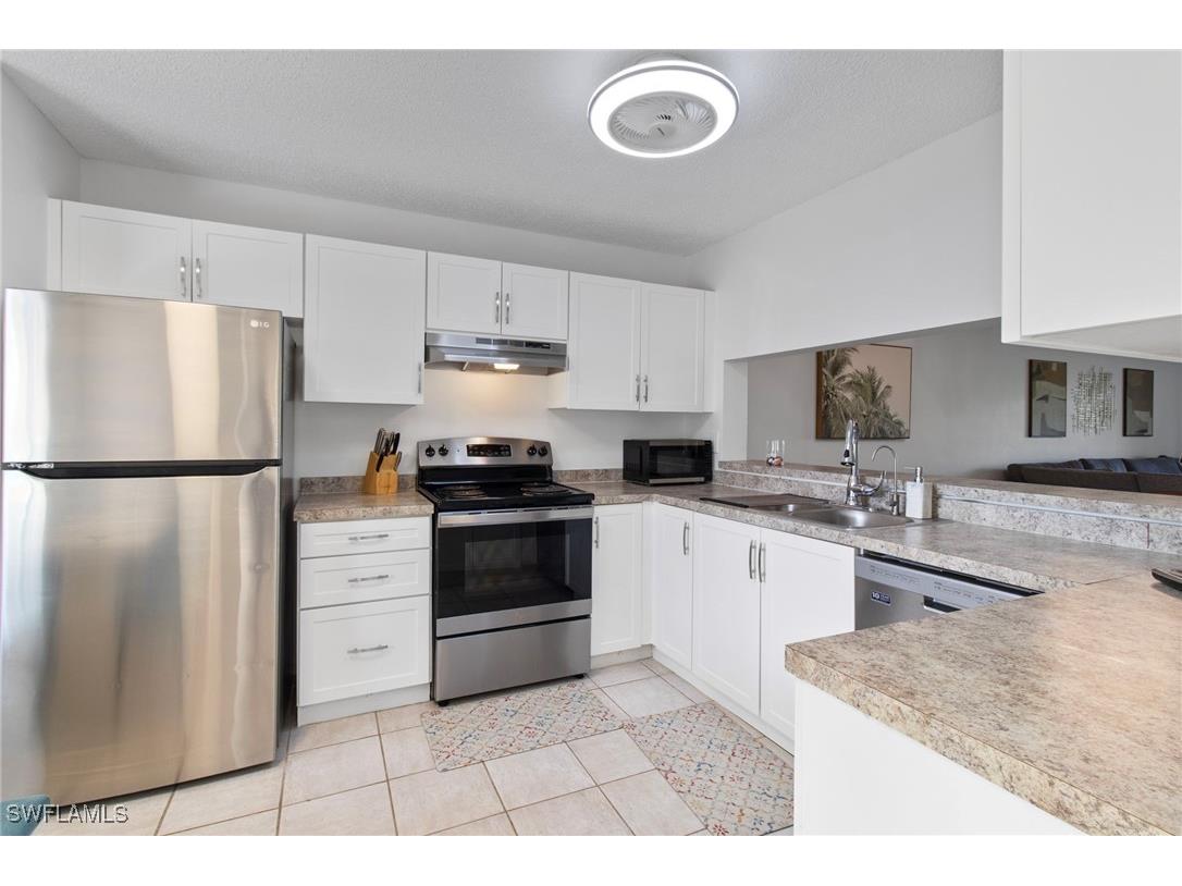 3705 Amberly Circle #F102 Naples FL 34112 225083187 image1