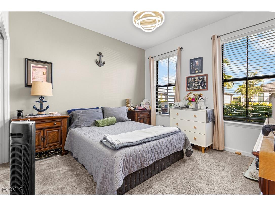 3705 Passion Vine Drive Alva FL 33920 2025017443 image10