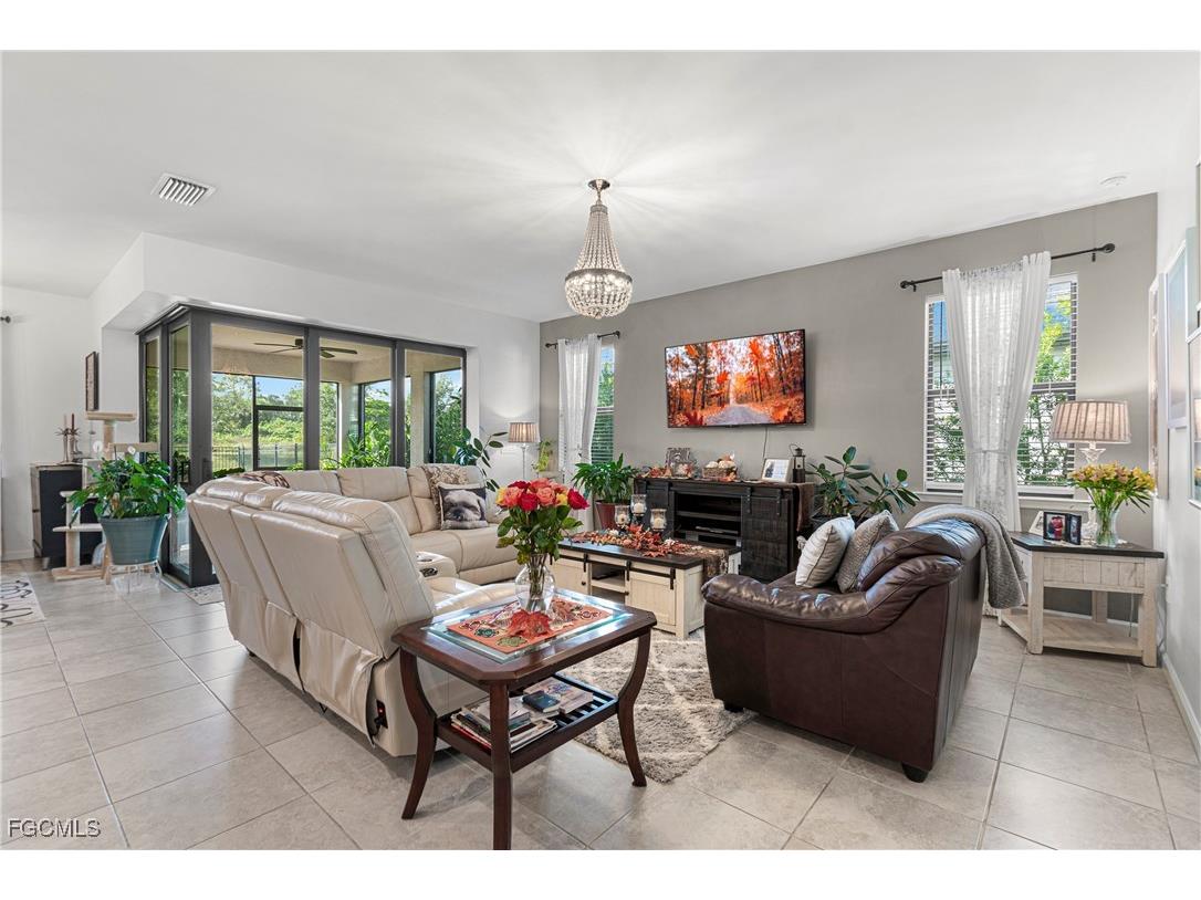 3705 Passion Vine Drive Alva FL 33920 2025017443 image16