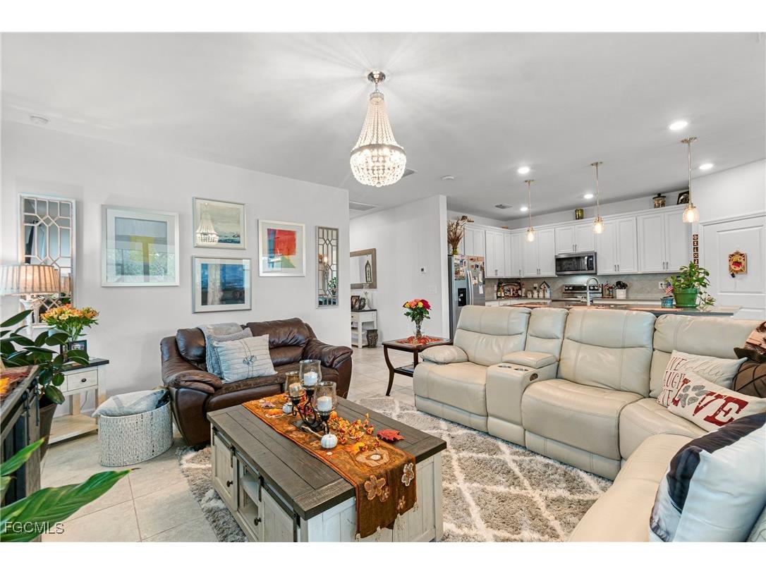 3705 Passion Vine Drive Alva FL 33920 2025017443 image19