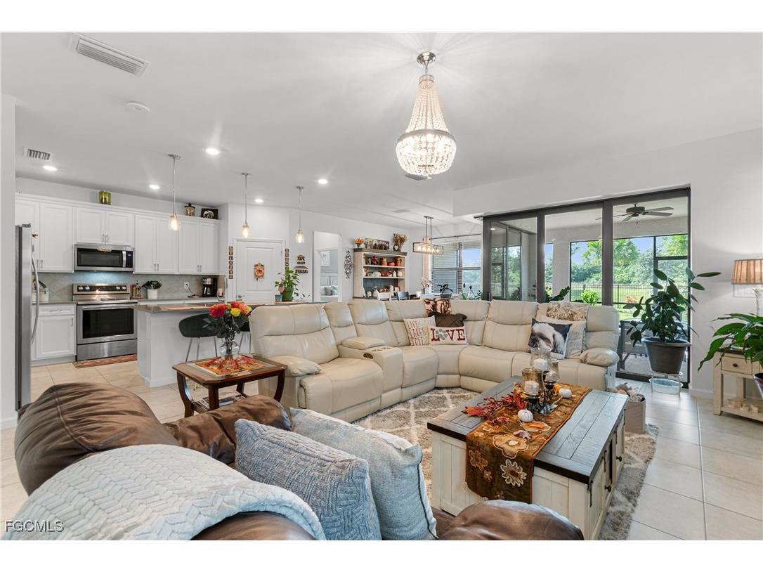 3705 Passion Vine Drive Alva FL 33920 2025017443 image20