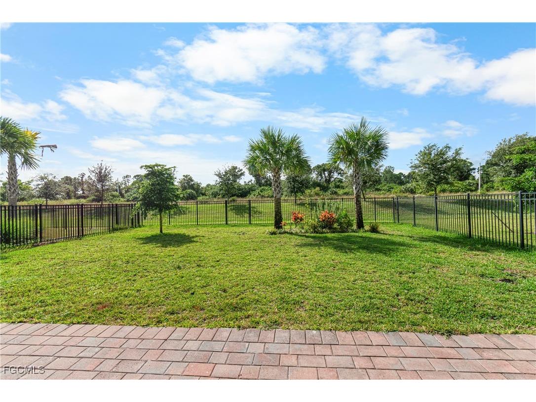 3705 Passion Vine Drive Alva FL 33920 2025017443 image45