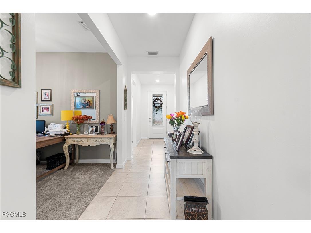 3705 Passion Vine Drive Alva FL 33920 2025017443 image6