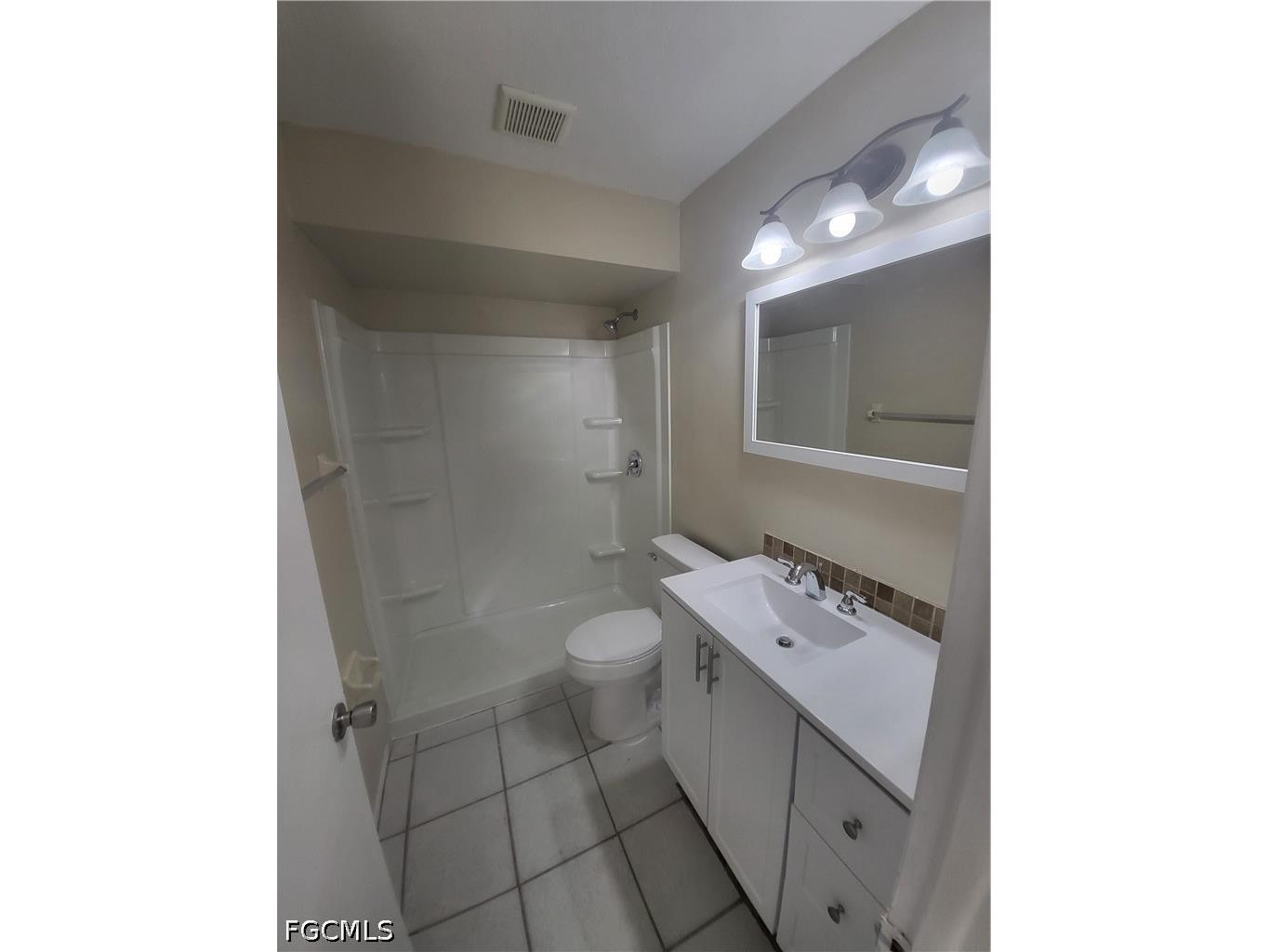 3705 SW Santa Barbara Place Cape Coral FL 33914 2026028773 image4