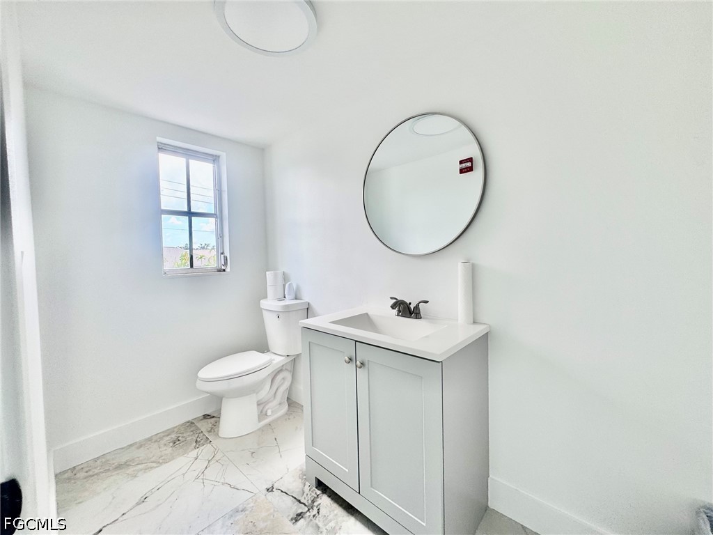 3706 Broadway #12 Fort Myers FL 33901 2026025019 image27