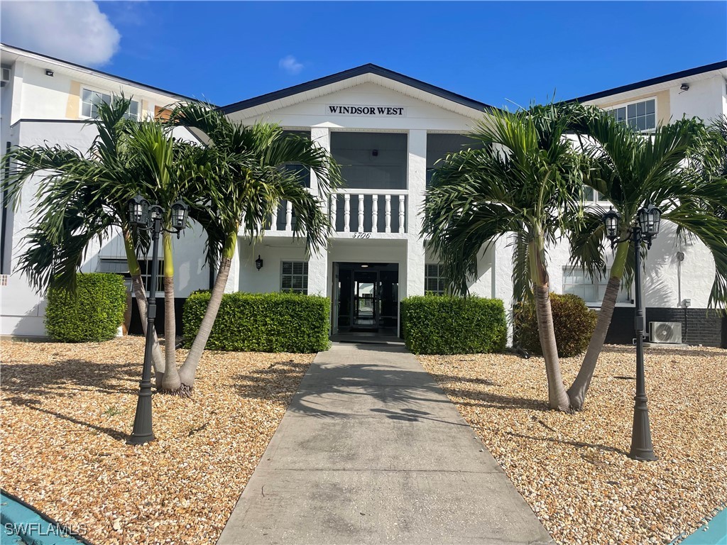 3706 Broadway #15 Fort Myers FL 33901 224088932 image1