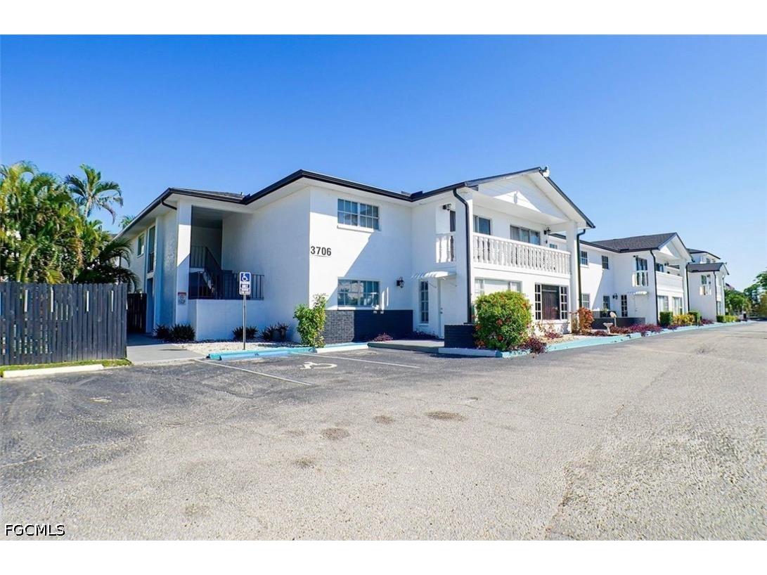 3706 Broadway #21 Fort Myers FL 33901 2026014449 image3