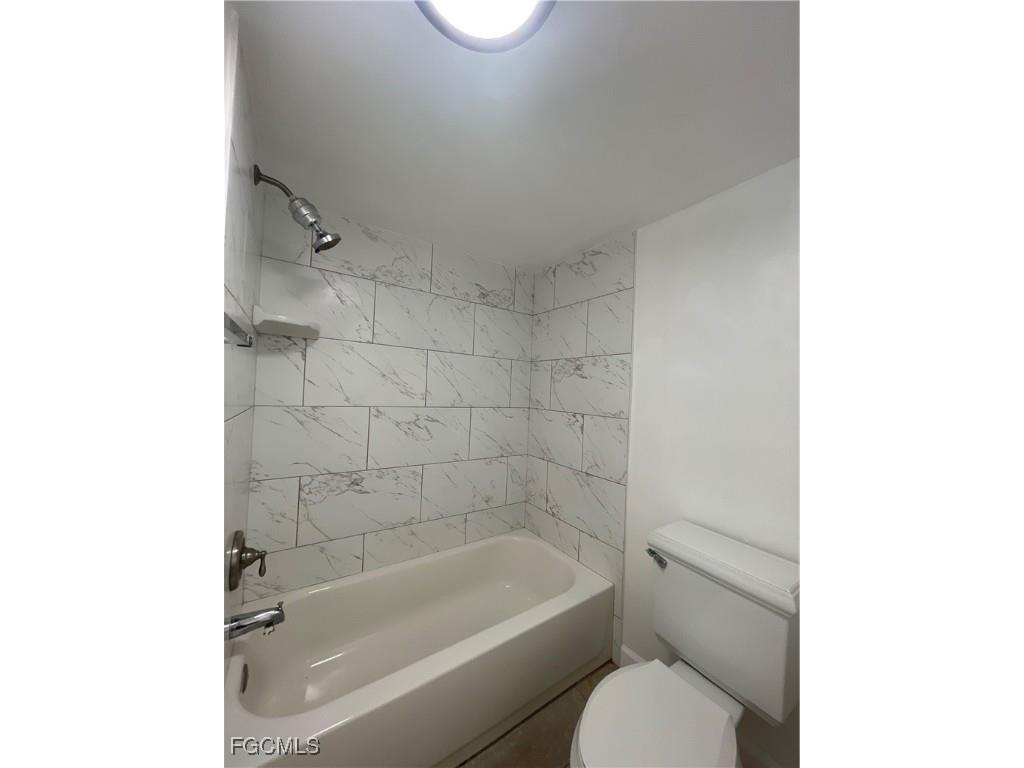 3706 Broadway #27 Fort Myers FL 33901 2025018235 image28